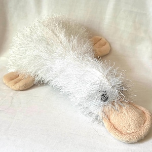 Vintage Ganz WEBKINZ Googles the Platypus HM021 no code no tag 11&quot; super soft plush stuffed animal Great Condition