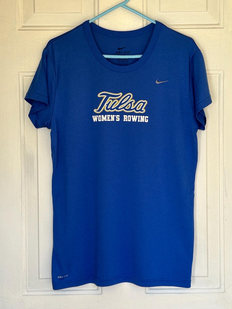 The University of Tulsa Nike Dri-Fit Team Issued Women’s Rowing Shirt – Size Small – Free Shipping