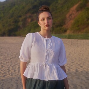 Top de linho branco - Blusa com amarração frontal - Top de linho solto - Top de linho casual de verão - Roupas de linho plus size