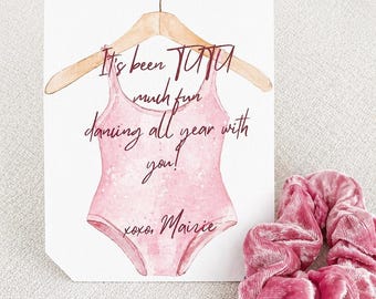 Tutu scrunchie holder tag