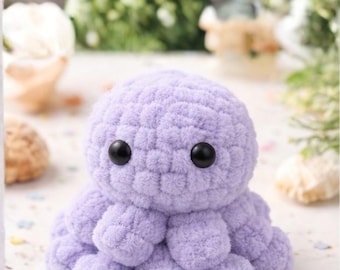 Mini-Häkel-Oktopus-Plüschtier | Handgefertigter Plüsch-Oktopus | Taschen-Oktopus | Lavendelfarbener Oktopus-Schlüsselanhänger (optional) | Weiches Amigurumi-Geschenk