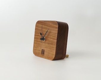 Personalized Walnut Wood Desk Clock: Modern Square Design
