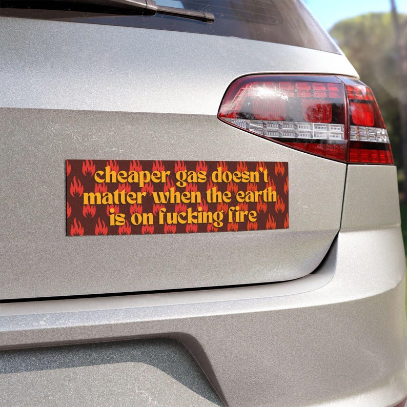 Klimatförändringsbildekal: Jorden brinner, vattentät vinyl MAGNET 10" x 3"