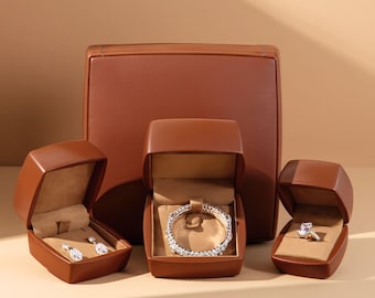 Vintage Leather Jewelry Gift Box, Earring Pendant Case, Bangle Necklace Packaging