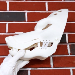 Werewolf Movable Jaw Skull Fursuit Base DIY 3D-Printed Mask Kit for Furry Cosplay | Realistic PLA Head with Teeth for Creative Costumes