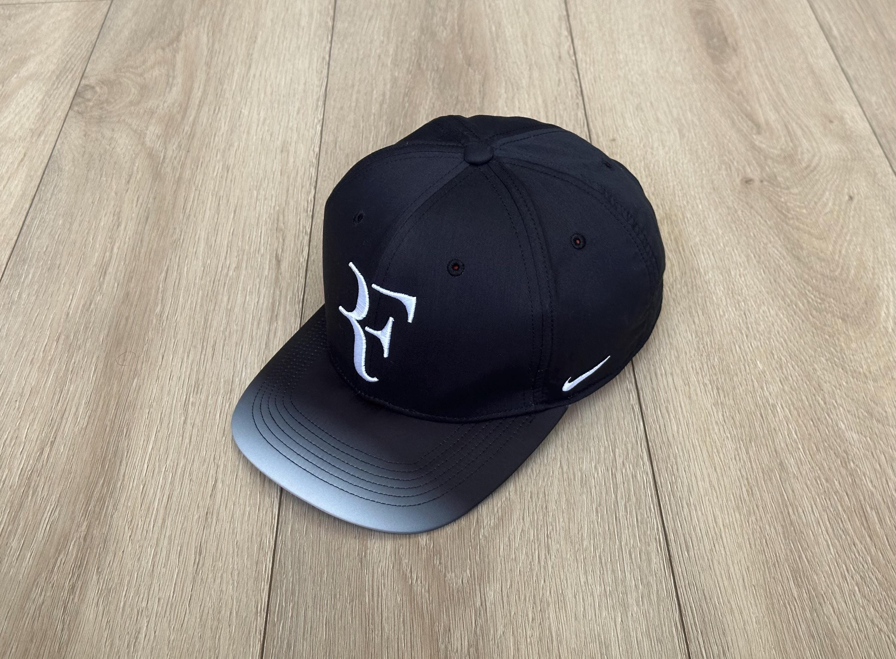 ‼️レア‼️Nike RFキャップ FEDERER刺繍付き　ブラック　フェデラー レア‼️Nike RFキャップ FEDERER刺繍付き ブラック フェデラー