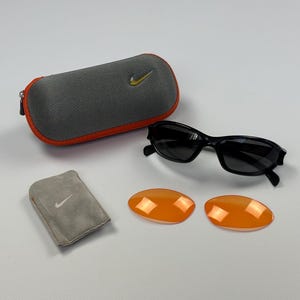 NIKE 90s ヴィンテージ　サングラス ev1189-706-1.jpg