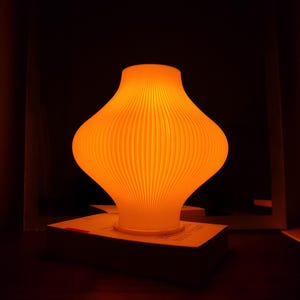 Modern Table Lamp, Mushroom Bedside Lamp, Aesthetic Home Decor, Gift for Girlfriend / Boyfriend