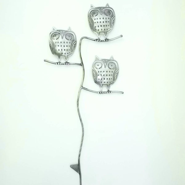 Metal Owl Garden Stake: Whimsical Steel Yard Art