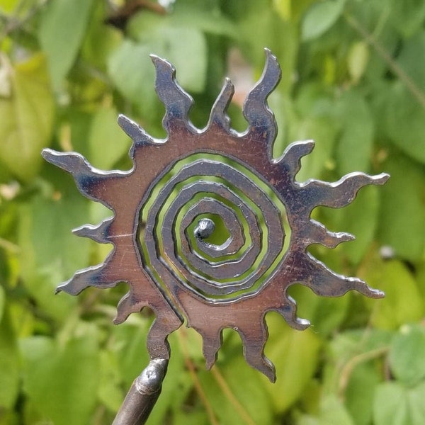 Rusty Sun Swirl Garden Stake, Rustic Sun, Yard Art, Garden Gift, Metal Sun Swirl, Sun Garden Stake, Sun Sculpture, Rusty Garden Art