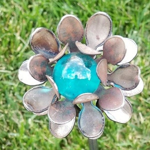 Metal Mum Garden Stake: Rusty Steel Flower with Glass Marble