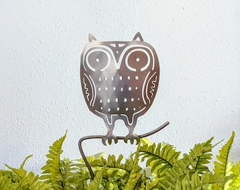 Metal Owl Garden Stake: Sun & Moon Yard Art