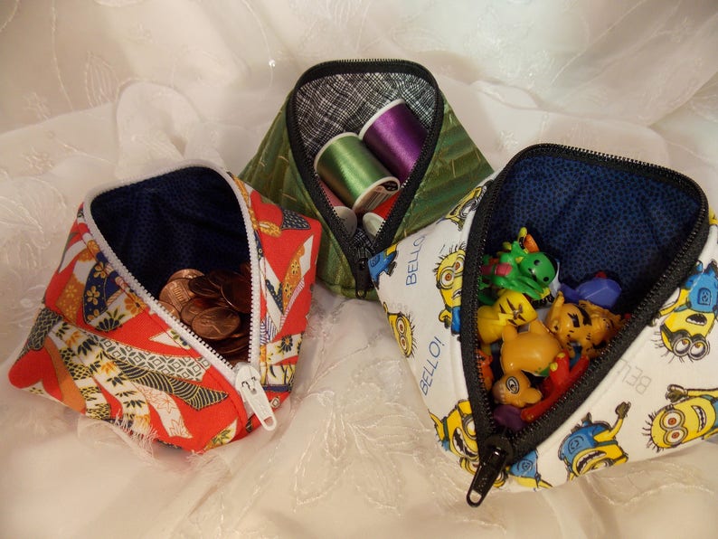Sweetpea Pod Zippered Pouch~Asian Pouch~Asian Print Pouch~Zippered Pouch~Coin Purse~Zippered Bag~Small Organizing Pouch
