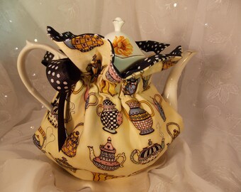 Teapot Cozy~Insulated Tea Cozy~Mary Englebright Teapot Cozy~6 Cup Teapot Cozy
