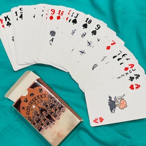 Karty do gry Hollow Knight: ręcznie rysowana talia 54 kart