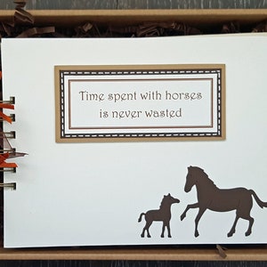 Horse lover gift pony scrapbook 8x 6 Memory Book can be personalised 画像 2