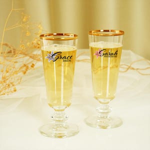 Personalized Bridesmaid Champagne Glasses, Champagne Flutes with Custom Name, Bridesmaid Proposal, Maid of Honor Gift, Wedding Party Favors