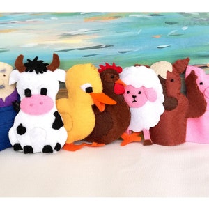 Old MacDonald felt finger puppet PDF pattern and step by step instructions with full color photos - digital download.