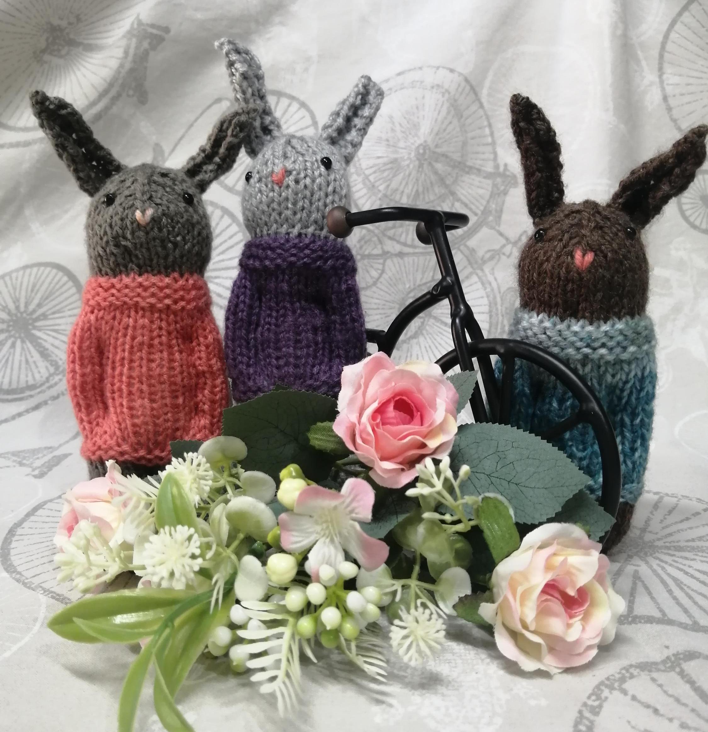 Hand Knit Izzy Bunny Pattern: Easy Pocket Rabbit Toy (PDF Pattern