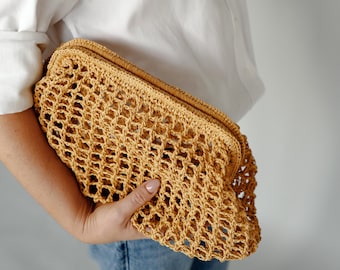 The Soft Geometry of Summer | Handwoven Raffia Clutch