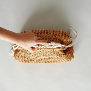 Rustic Raffia Clutch Handbag - Eco-Friendly Fashion Statement - Accessory for Women