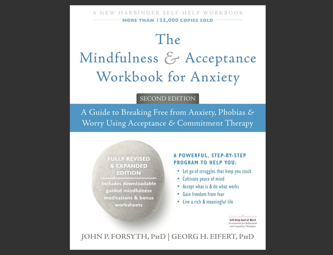 The Mindfulness and Acceptance Workbook for Anxiety - Second Edition main image 1