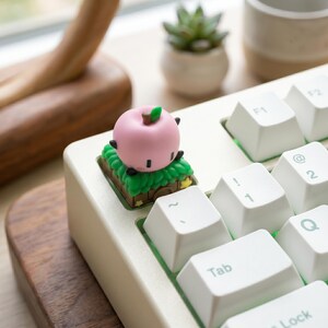 Stardew Valley Junimo Artisan Keycap för mekaniska tangentbord och spelpresent skrivbordsdekor Junimo Pink