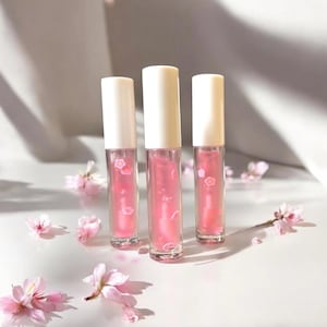 Strawberry Scented Lipgloss