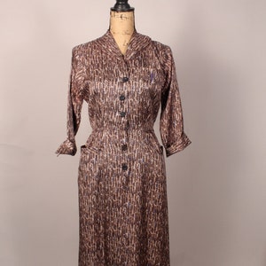 Vintage 50s Brown Print Dress Size M 28&quot; waist blue accents button front