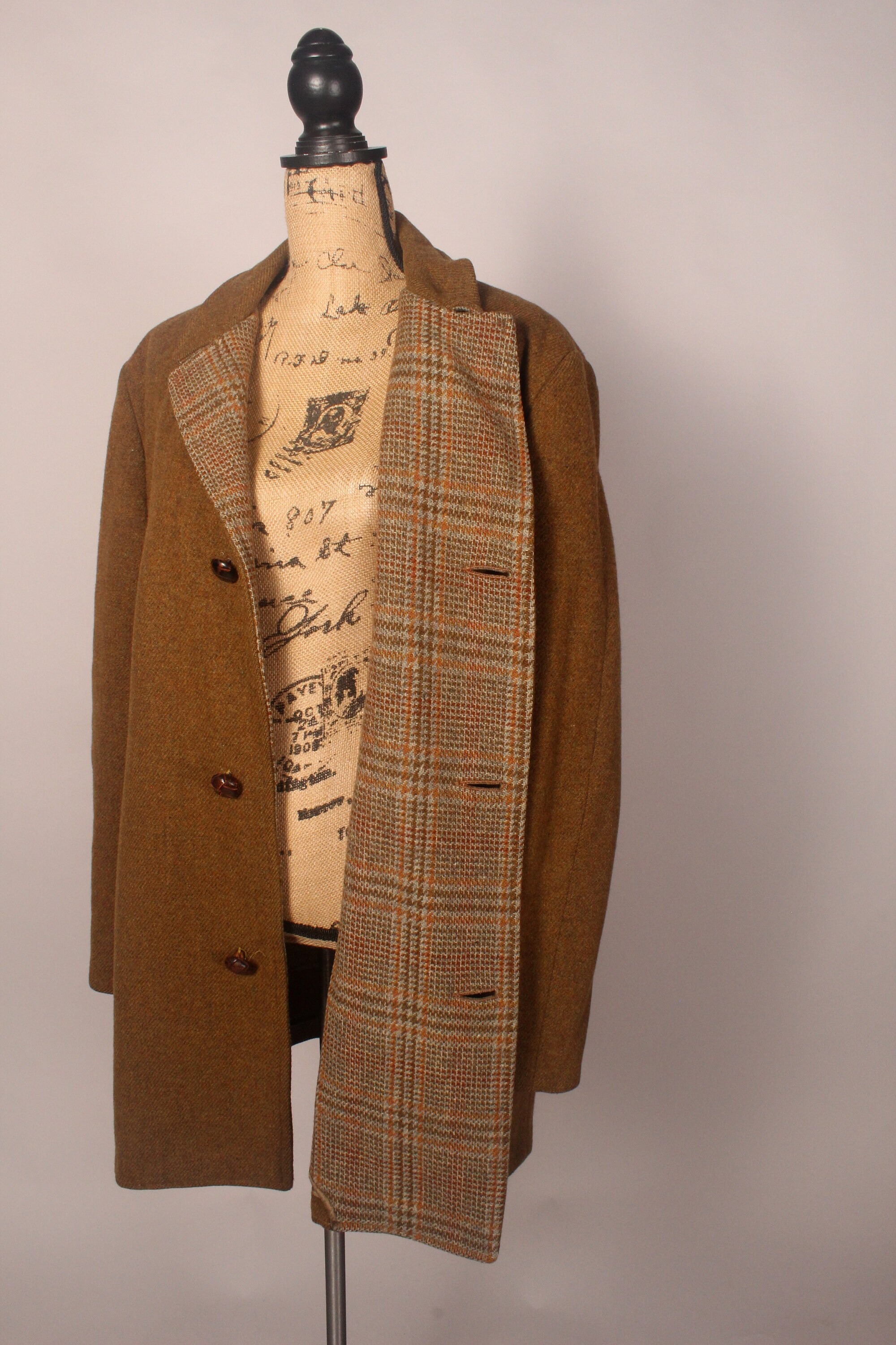 Vintage 50s 60s Brown Wool Coat With Plaid Lining by Maine Guide 