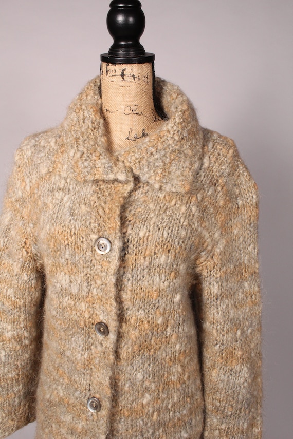 70s Sweater //  Vintage 70s Big Fuzzy Tan Taupe C… - image 3