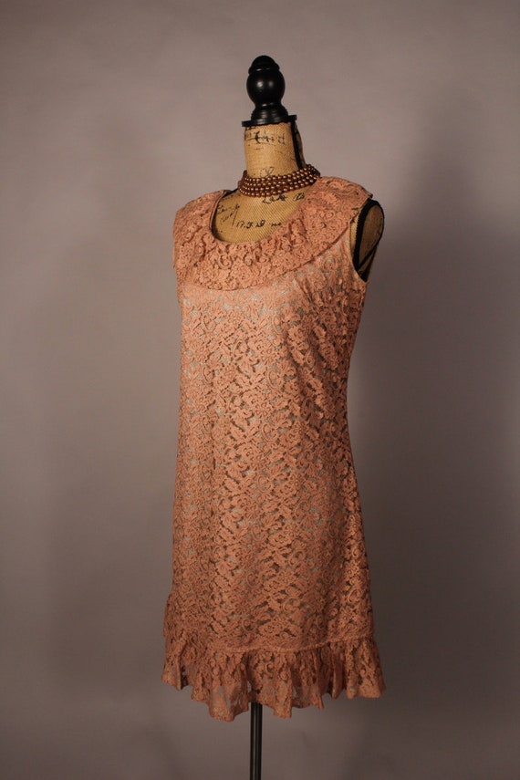 Vintage 60s Rose Pink Lace Ruffly Shift Dress Siz… - image 8