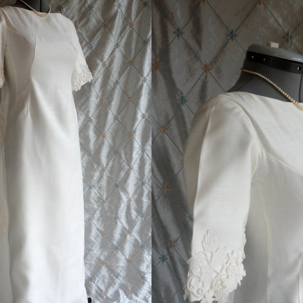 Wedding Dress //  Vintage 1960s White Linen Wedding Dress with Lace by Emma Domb California Size M