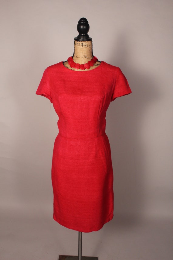 60s Dress //  Vintage 60s Red Textured Dress Size… - image 2