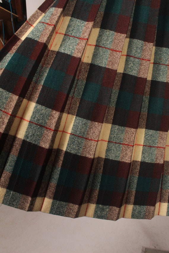 50s Skirt //  Vintage 50s Brown Green Plaid Wool … - image 5