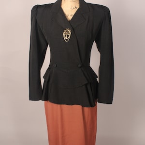 Vintage 80s Brown Black Dress with Peplum & Flower Pin + Impressive. Shoulder. Pads. Size M 29&quot; waist by Pistachio
