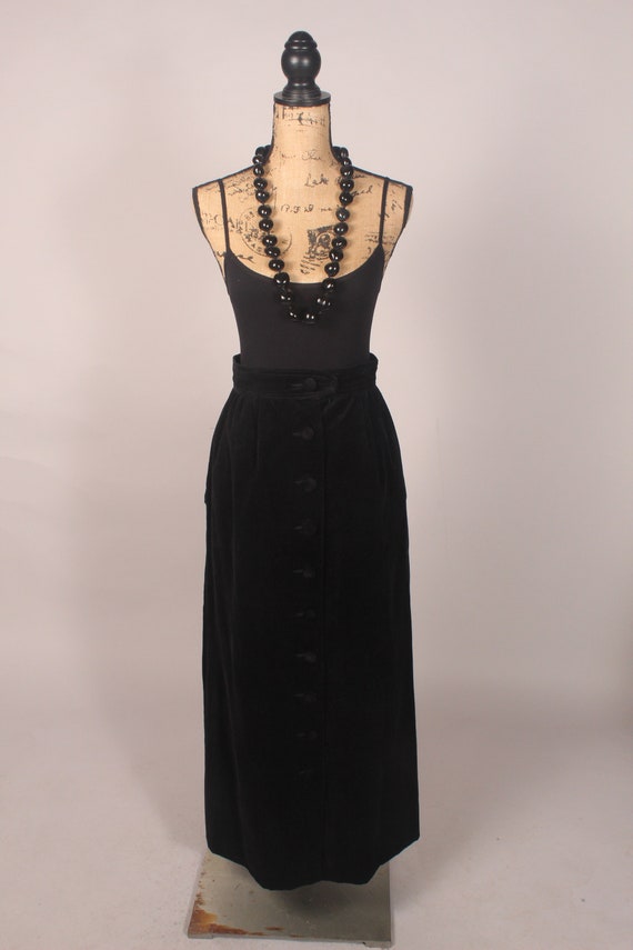 60s 70s Skirt //  Vintage 60s 70s Black Velvet Ma… - image 2