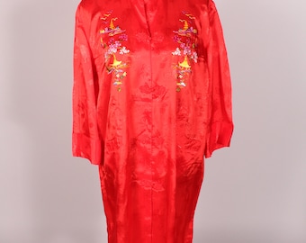 Vintage 60s 70s Red Rayon Embroidered Robe by Golden Bee Size L China with frog closures