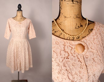 Vintage 50s Pink Peach Cream Lace Dress With Satin Button Size M 28" waist metal zipper