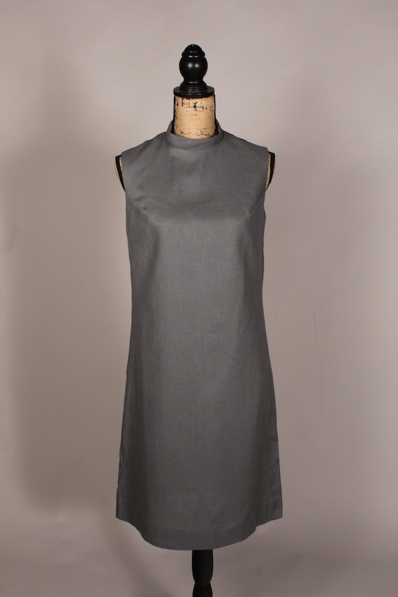 60s Dress //  Vintage 60s Dark Gray Linen Sleevel… - image 2