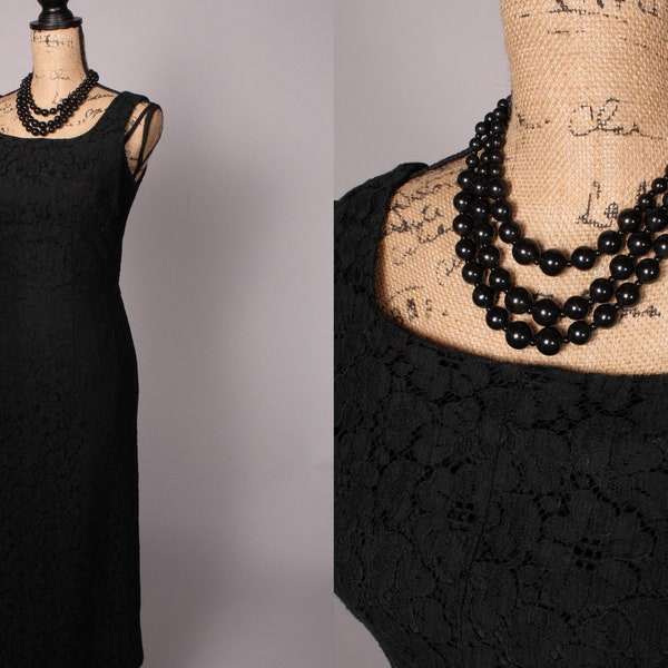 50s 60s Dress //  Vintage 50s 60s Black Floral Lace Cocktail Dress by Miss Elliette Size M 29" waist formfitting sleeveless stunning