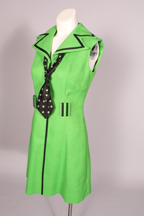 60s Dress //  Vintage 60s Lime Green & Black Line… - image 5