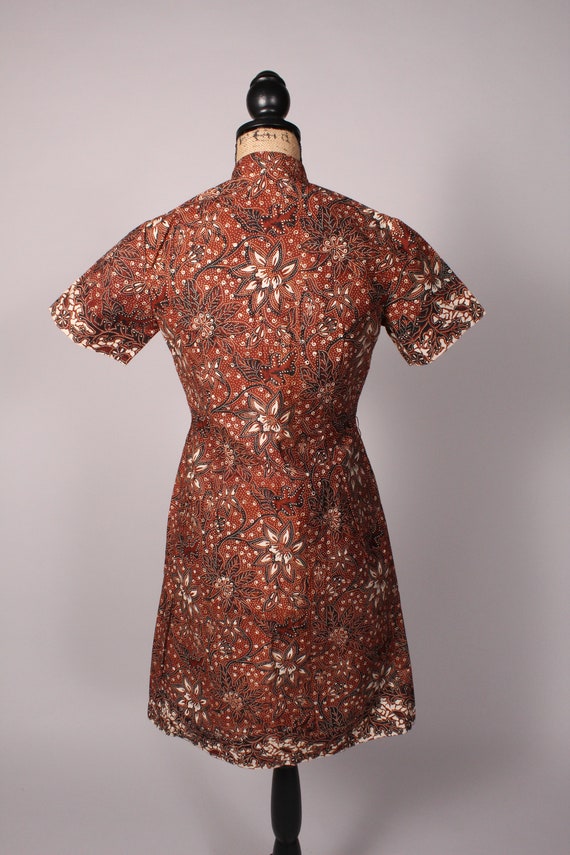 60s Dress // Vintage 60s Brown Cotton Print Dress… - image 9