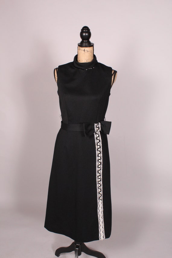 60s 70s Dress //  Vintage 60s 70s Black Dress wit… - image 2