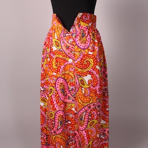 Vintage 60s 70s Red Pink Orange Paisley Maxi Skirt Size S 26" waist button front Spring Mills fabric