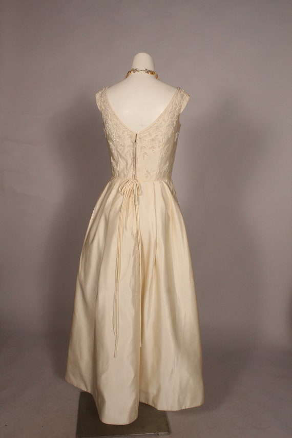 50s 60s Wedding Dress //  Vintage 50s 60s Ivory C… - image 7