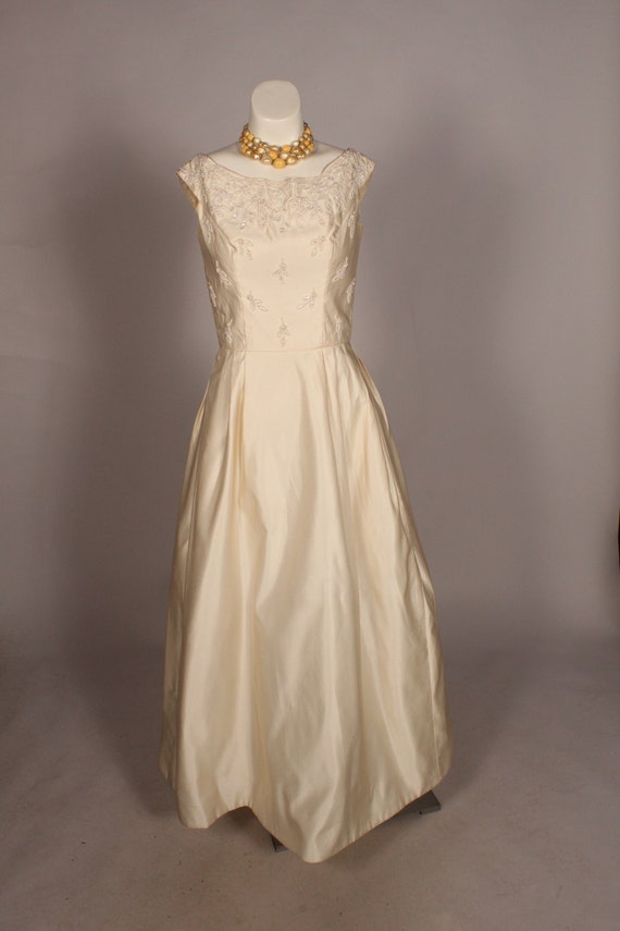 50s 60s Wedding Dress //  Vintage 50s 60s Ivory C… - image 2