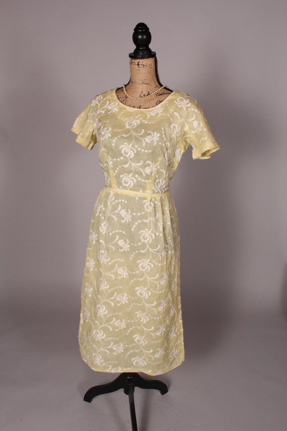 50s 60s Dress //  Vintage 50s 60s Yellow White Em… - image 2