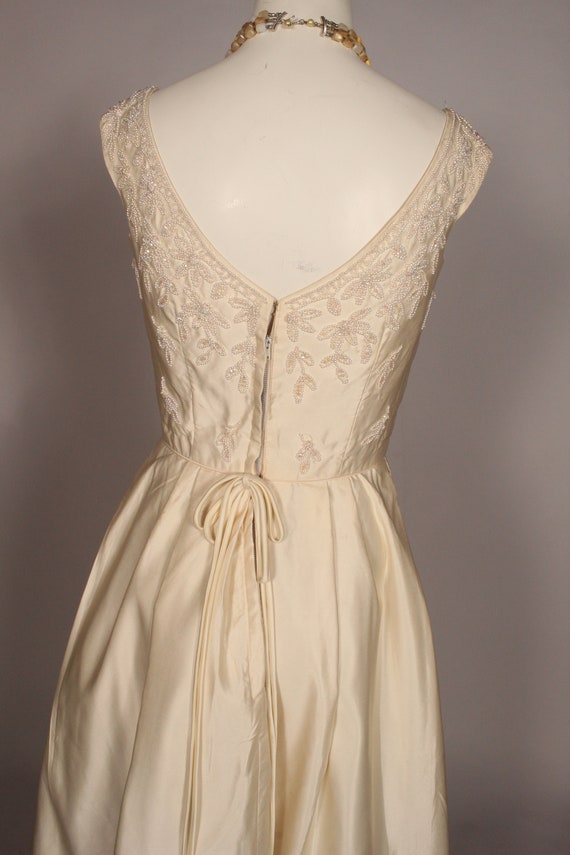 50s 60s Wedding Dress //  Vintage 50s 60s Ivory C… - image 8