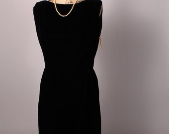 Vintage 60s Black Velvet Dress by Victor Costa Romantica  Size M 29&quot; waist sleeveless